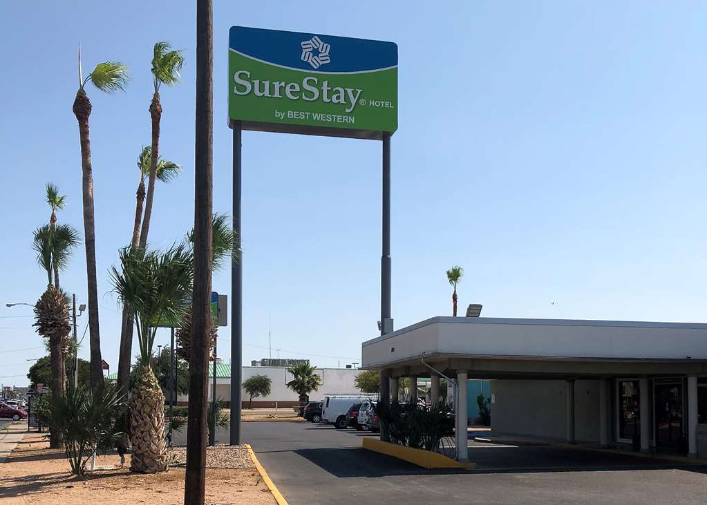 Surestay Hotel Laredo By Best Western Exterior photo